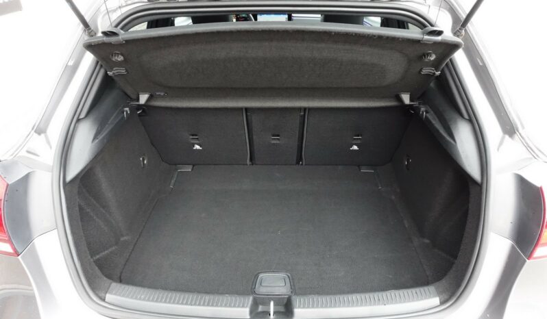 MERCEDES CLASSE A 180d 7G-DCT complet