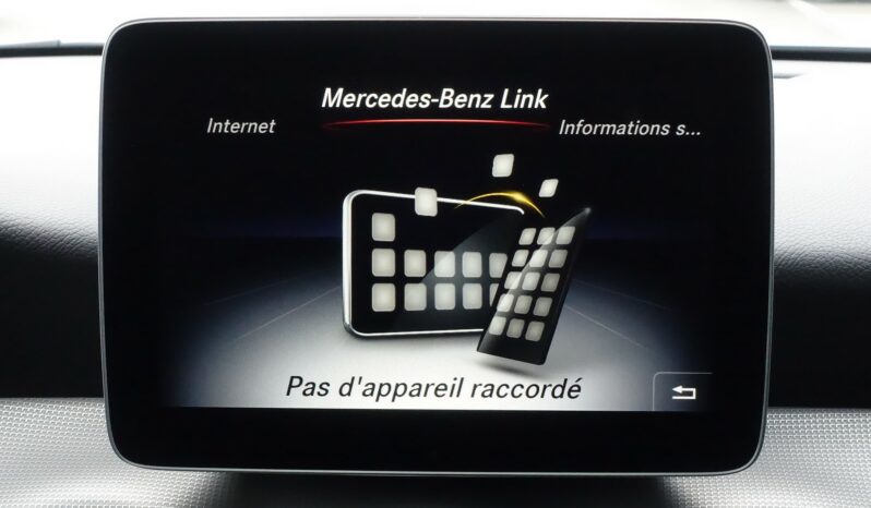 MERCEDES CLASSE GLA 180 7G-DCT complet