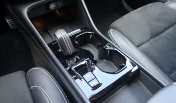 VOLVO XC 40 T4 HYBRIDE RECHARGEABLE GEARTRONIC 211 CH R-DESIGN complet