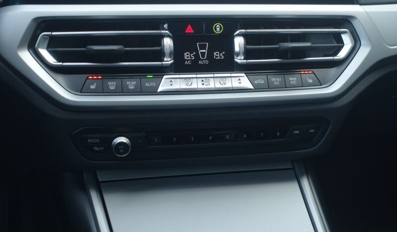 BMW 320 E TOURING HYBRIDE RECHARGEABLE 204 CH complet