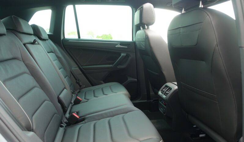 VOLKSWAGEN TIGUAN 245 CH E HYBRIDE RECHARGEABLE DSG R-LINE complet