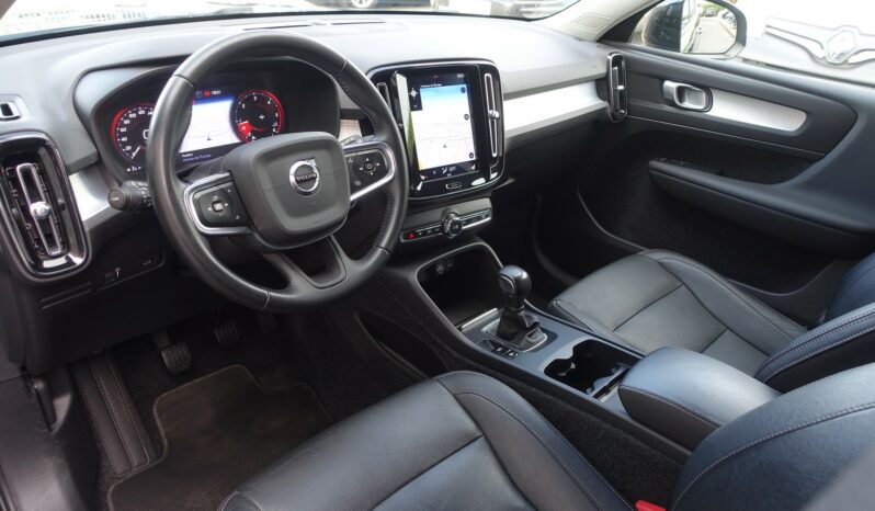 VOLVO XC40 D3 150 CH MOMENTUM complet