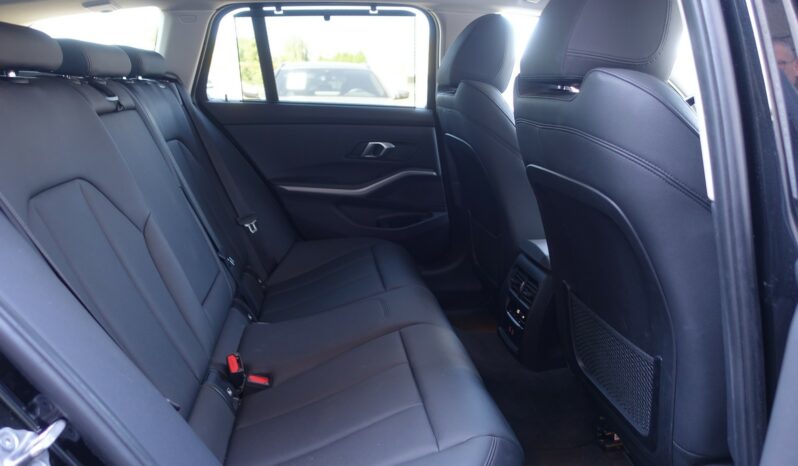 BMW 320 E TOURING HYBRIDE RECHARGEABLE 204 CH complet