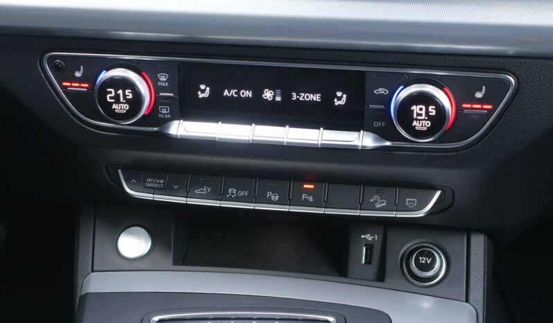 AUDI Q5 55 TFSI E 367 CH QUATTRO S-TRONIC HYBRIDE RECHARGEABLE ( 252ch + 143ch ) S-LINE complet