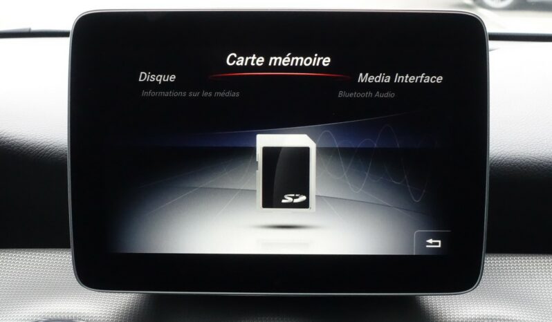 MERCEDES CLASSE GLA 180 7G-DCT complet
