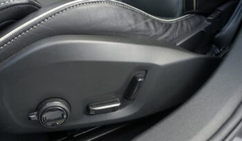 VOLVO V 60 T6 AWD GEARTRONIC 340CH HYBRIDE RECHARGEABLE R-DESIGN complet