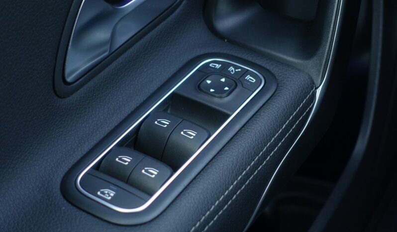 MERCEDES CLASSE A 180d 8G-DCT complet