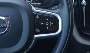 VOLVO XC 60 T6 HYBRIDE RECHARGEABLE GEARTRONIC AWD 340 CH  INSCRIPTION complet