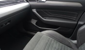 VOLKSWAGEN PASSAT SW 218 CH GTE HYBRIDE RECHARGEABLE DSG complet