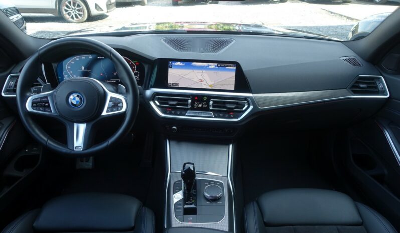 BMW 330 E HYBRIDE RECHARGEABLE 292 CH FINITION M-SPORT complet