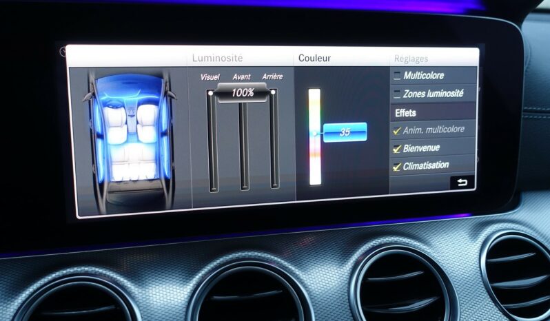 MERCEDES CLASSE E 300DE BREAK 9G-TRONIC 306 CH HYBRIDE EQ POWER ( Diesel + élec )  AMG-LINE complet