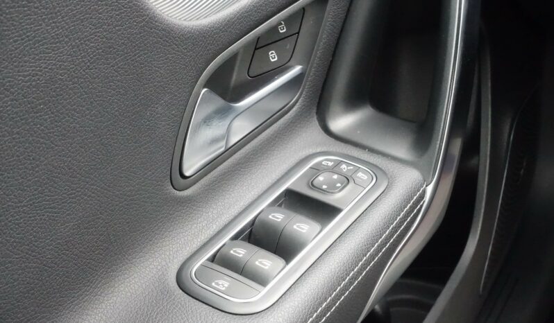 MERCEDES CLASSE A 180d 7G-DCT complet