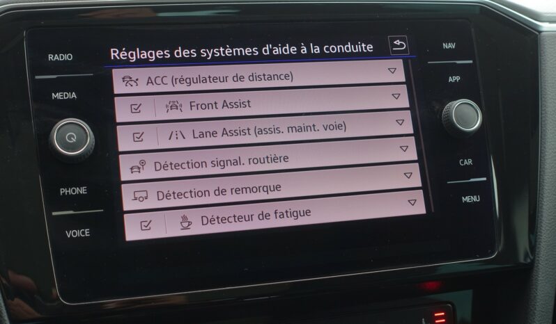 VOLKSWAGEN PASSAT SW 218 CH GTE HYBRIDE RECHARGEABLE DSG complet
