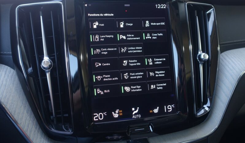 VOLVO XC 60 T6 HYBRIDE RECHARGEABLE GEARTRONIC AWD 340 CH  INSCRIPTION complet