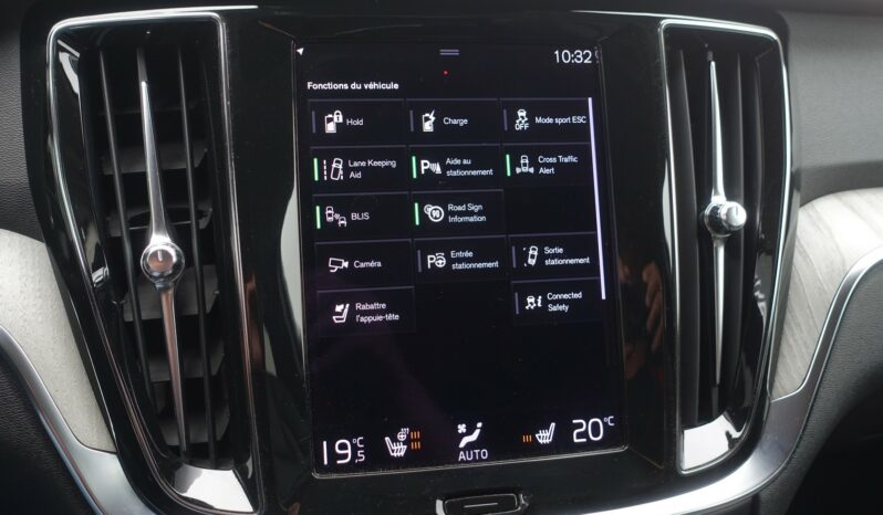 VOLVO V 60 T6 AWD GEARTRONIC 340CH HYBRIDE RECHARGEABLE  INSCRIPTION complet