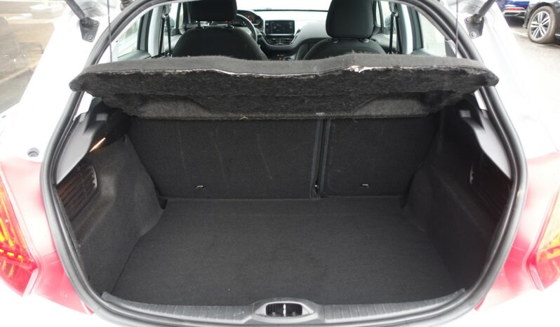 PEUGEOT 208 1.4L HDI 68CH 5 PORTES complet