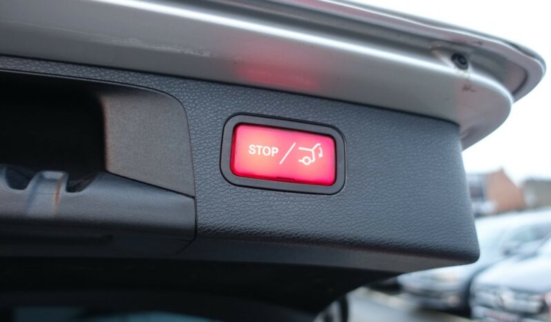 MERCEDES CLASSE E 300DE BREAK 9G-TRONIC 306 CH HYBRIDE EQ POWER ( Diesel + élec )  AMG-LINE complet