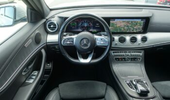 MERCEDES CLASSE E 300DE BREAK 9G-TRONIC 306 CH HYBRIDE EQ POWER ( Diesel + élec )  AMG-LINE complet