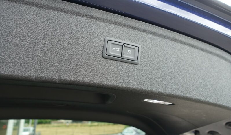 AUDI Q5 50 TFSI E 265 CH QUATTRO S-TRONIC HYBRIDE RECHARGEABLE S-LINE complet