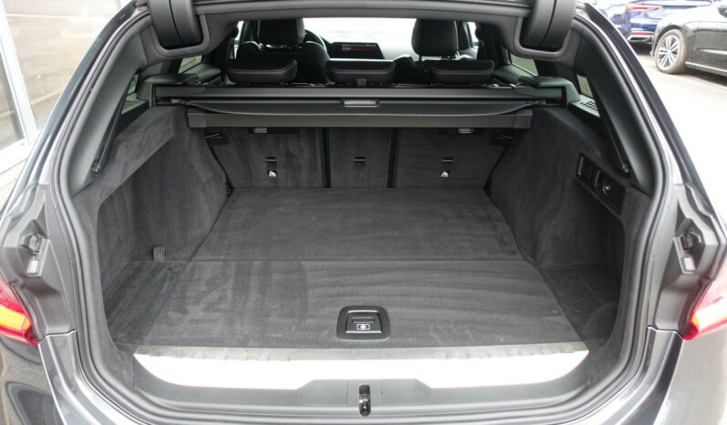 BMW 320 E TOURING HYBRIDE RECHARGEABLE 204 CH complet