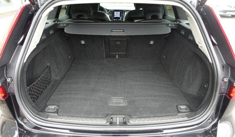 VOLVO V 60 T6 AWD GEARTRONIC 340CH HYBRIDE RECHARGEABLE  INSCRIPTION complet