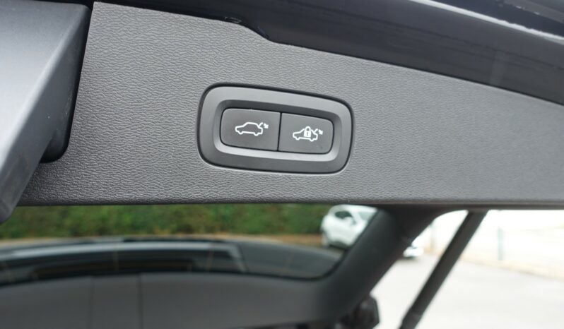 VOLVO V 60 T6 AWD GEARTRONIC 340CH HYBRIDE RECHARGEABLE  INSCRIPTION complet