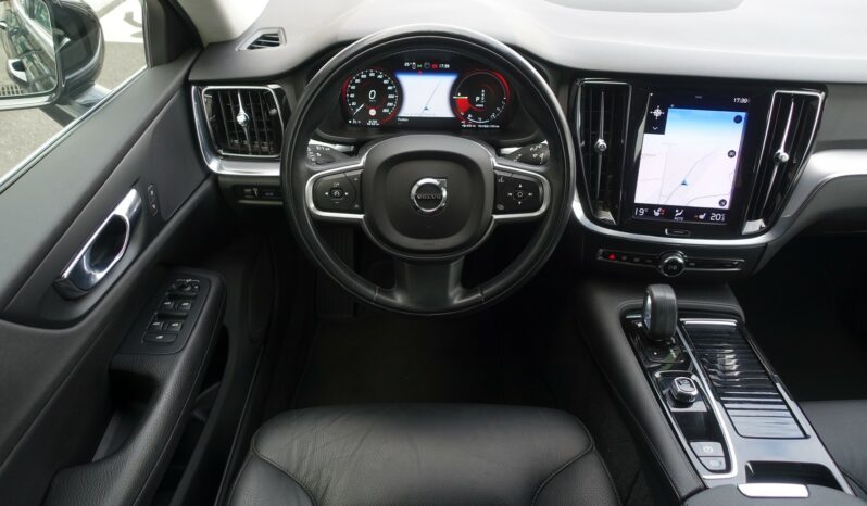 VOLVO V 60 T6 AWD GEARTRONIC 340CH HYBRIDE RECHARGEABLE  INSCRIPTION complet