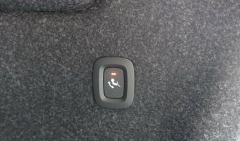VOLVO XC 40 T4 HYBRIDE RECHARGEABLE GEARTRONIC 211 CH R-DESIGN complet