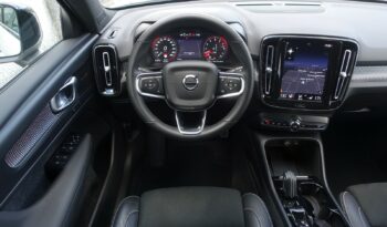 VOLVO XC 40 T4 HYBRIDE RECHARGEABLE GEARTRONIC 211 CH R-DESIGN complet