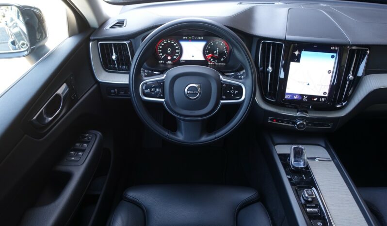 VOLVO XC 60 T6 HYBRIDE RECHARGEABLE GEARTRONIC AWD 340 CH  INSCRIPTION complet
