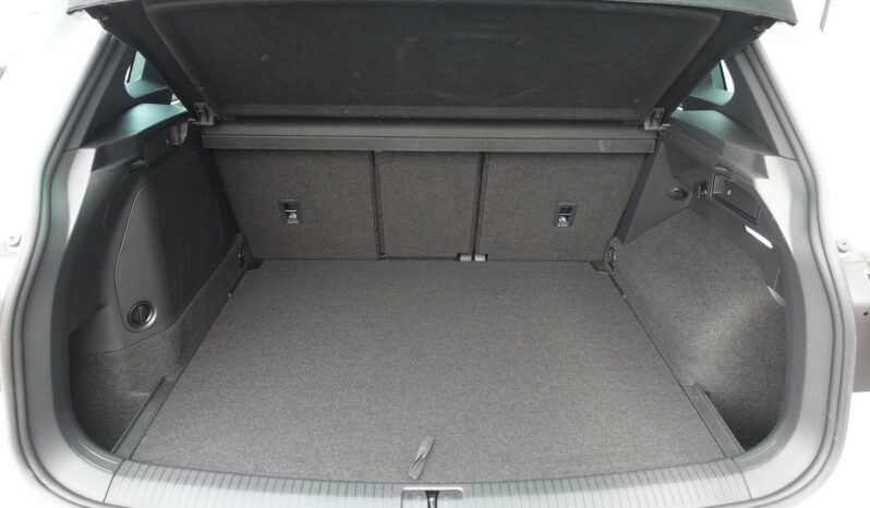 VOLKSWAGEN TIGUAN 245 CH E HYBRIDE RECHARGEABLE DSG R-LINE complet