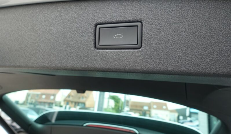 VOLKSWAGEN TIGUAN 245 CH E HYBRIDE RECHARGEABLE DSG R-LINE complet