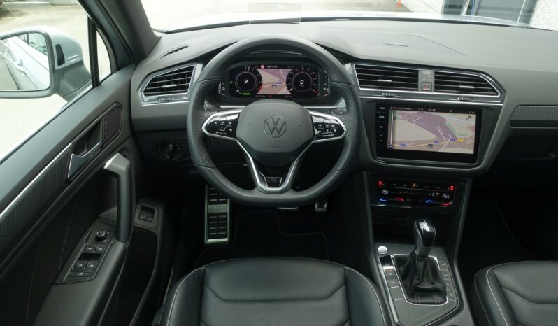 VOLKSWAGEN TIGUAN 245 CH E HYBRIDE RECHARGEABLE DSG R-LINE complet