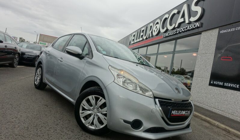 PEUGEOT 208 1.4L HDI 68CH 5 PORTES complet