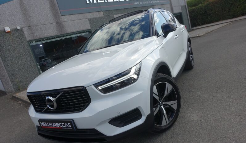 VOLVO XC 40 T4 HYBRIDE RECHARGEABLE GEARTRONIC 211 CH R-DESIGN complet