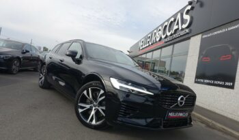 VOLVO V 60 T6 AWD GEARTRONIC 340CH HYBRIDE RECHARGEABLE R-DESIGN complet