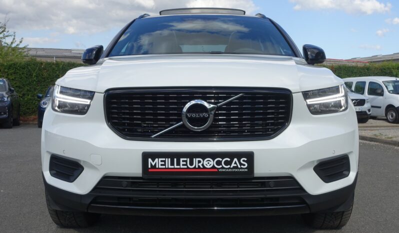 VOLVO XC 40 T4 HYBRIDE RECHARGEABLE GEARTRONIC 211 CH R-DESIGN complet