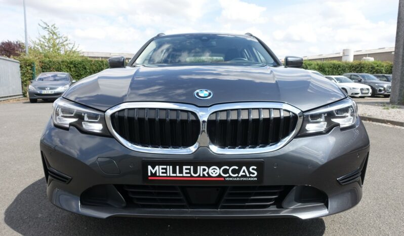 BMW 320 E TOURING HYBRIDE RECHARGEABLE 204 CH complet
