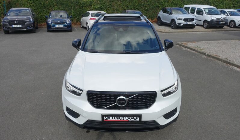 VOLVO XC 40 T4 HYBRIDE RECHARGEABLE GEARTRONIC 211 CH R-DESIGN complet