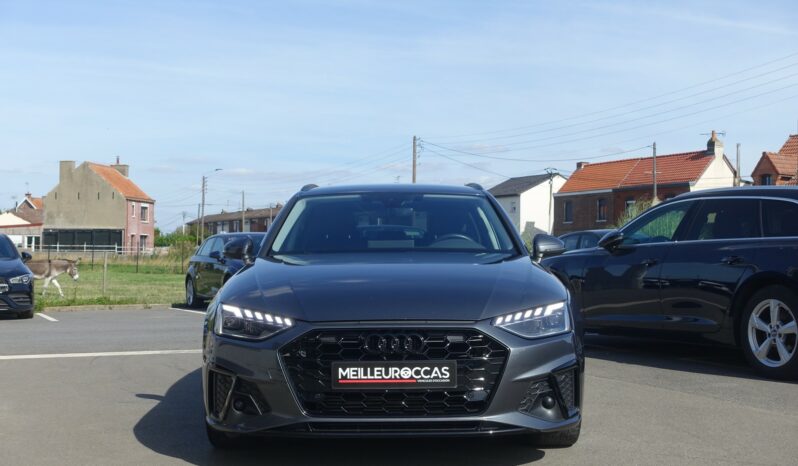 AUDI A4 AVANT 35 TFSI 150 CH S-TRONIC MHEV S-LINE complet
