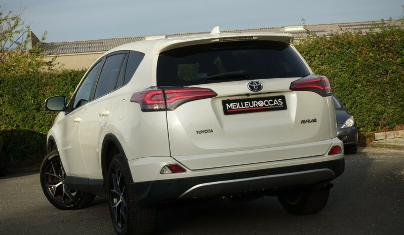 TOYOTA RAV4 2.0 D-4D 143CH complet