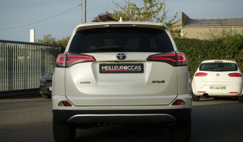 TOYOTA RAV4 2.0 D-4D 143CH complet