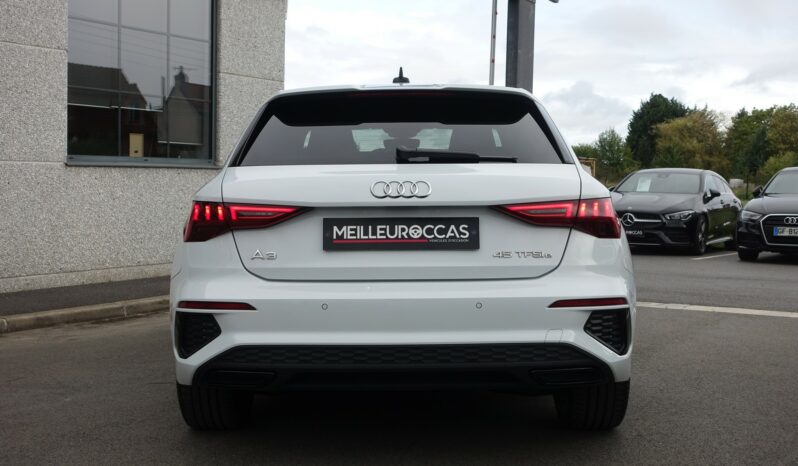 AUDI A3 SPORTBACK 45 COMPETITION TFSI E TRON S-TRONIC 245 CH HYBRIDE RECHARGEABLE S-LINE complet