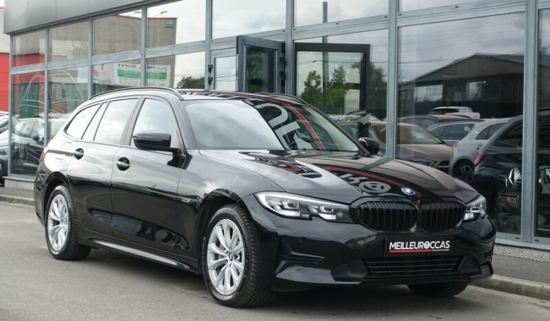 BMW 330 E HYBRIDE RECHARGEABLE 292 CH complet