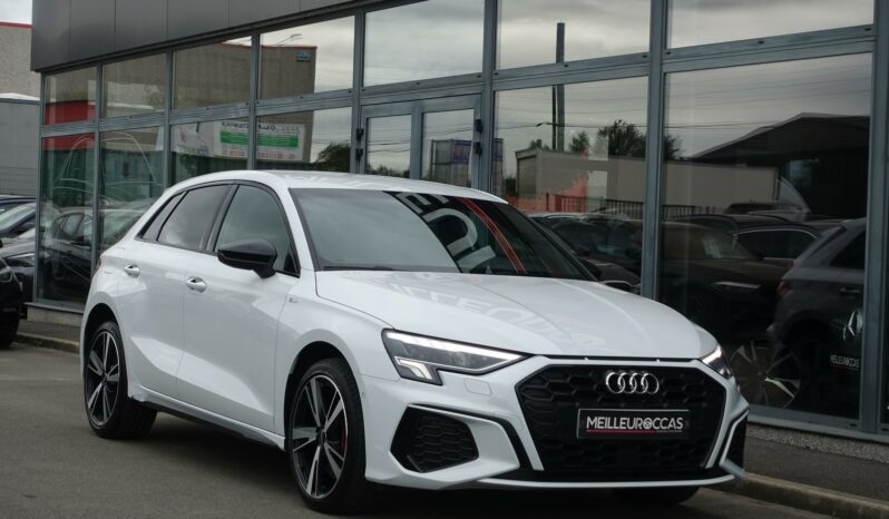 AUDI A3 SPORTBACK 45 COMPETITION TFSI E TRON S-TRONIC 245 CH HYBRIDE RECHARGEABLE S-LINE complet