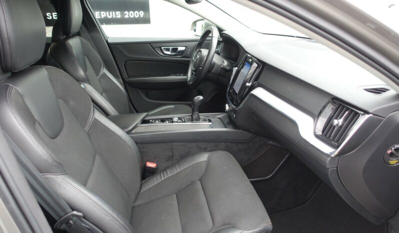 VOLVO V 60 D3 2.0 150CH MOMENTUM complet