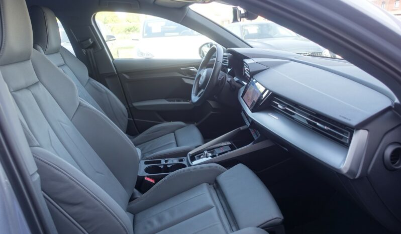 AUDI A3 SPORTBACK 30 TFSI S-TRONIC complet