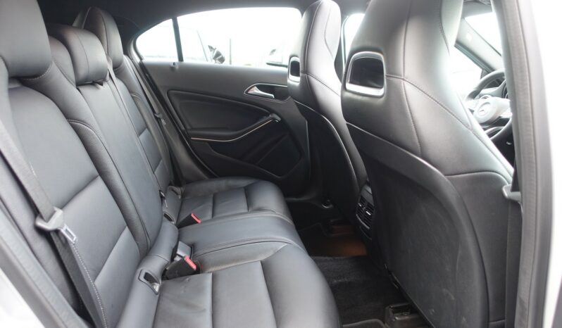 MERCEDES CLASSE A 200 D PHASE 2 AMG LINE complet