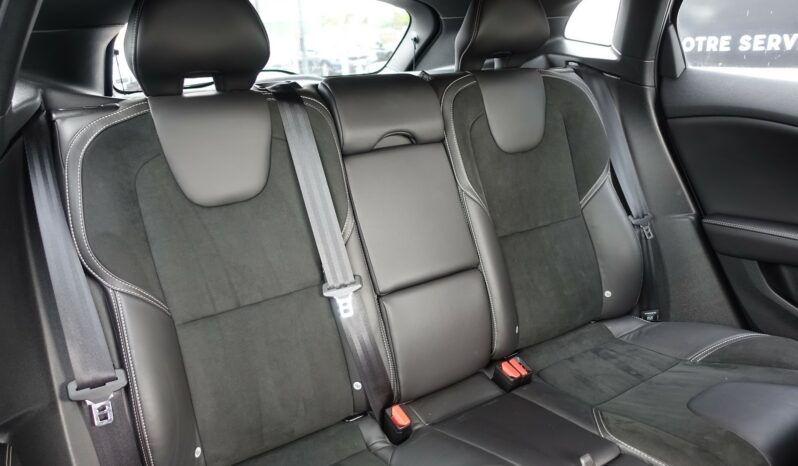 VOLVO V40 2.0L D2 GEARTRONIC 120CH  R DESIGN complet