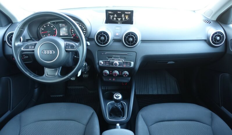 AUDI A1 SPORTBACK 30 TFSI S-LINE complet
